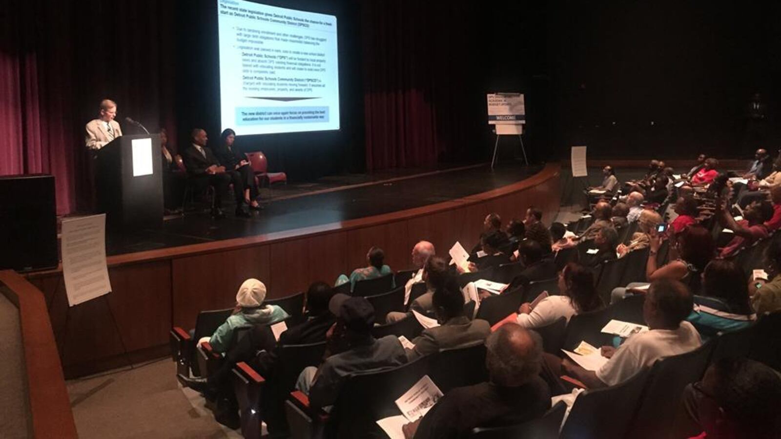 Detroit Public Schools Manager Steven Rhodes answers questions about Detroit's new school district (Photo by Erin Einhorn/Chalkbeat)