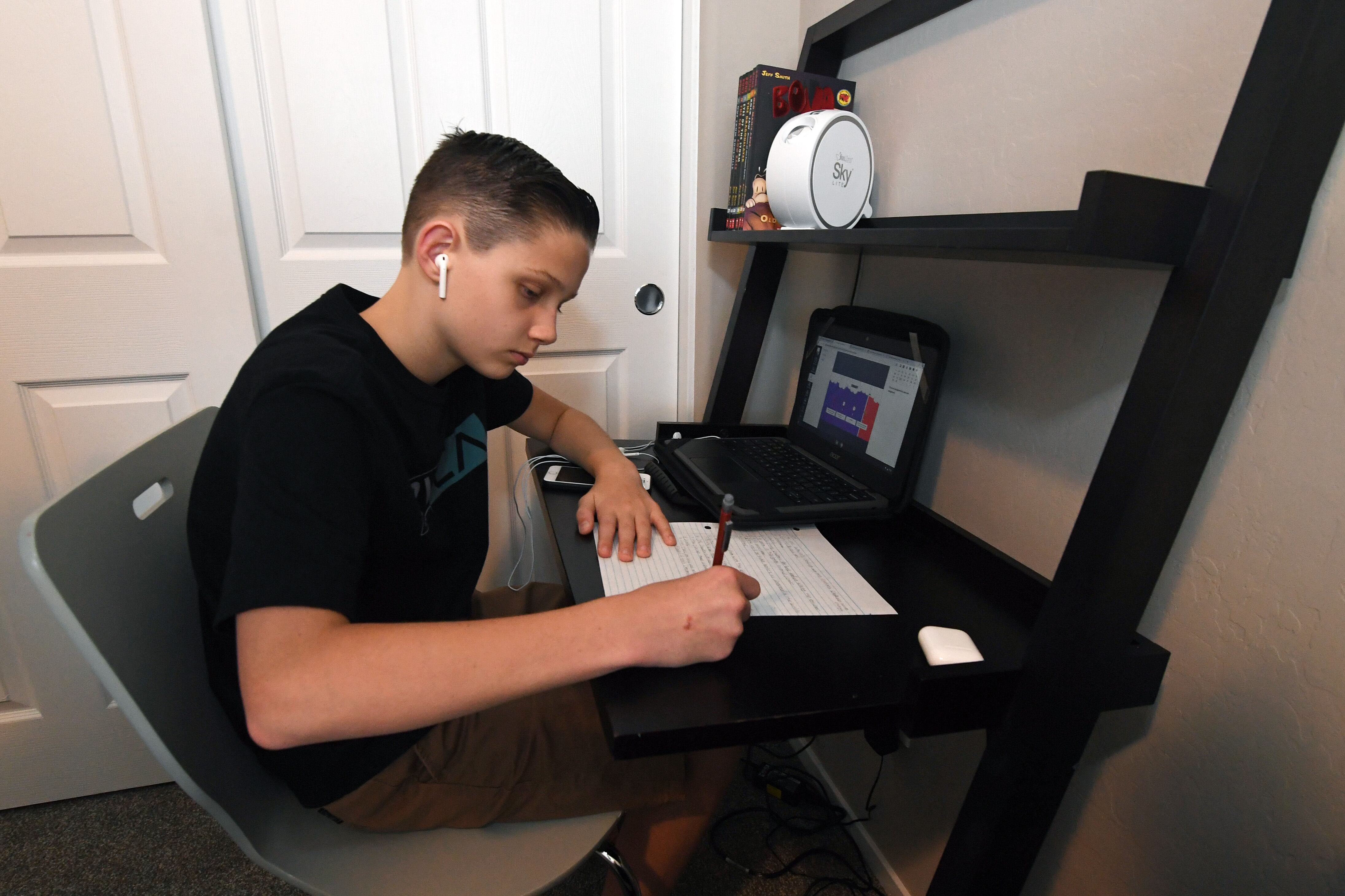 Las Vegas Students And Teachers Conduct Distance Learning As School Year Begins