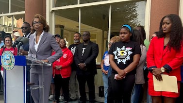 Chicago’s search for a new schools chief is ramping up, source says interim plans to apply
