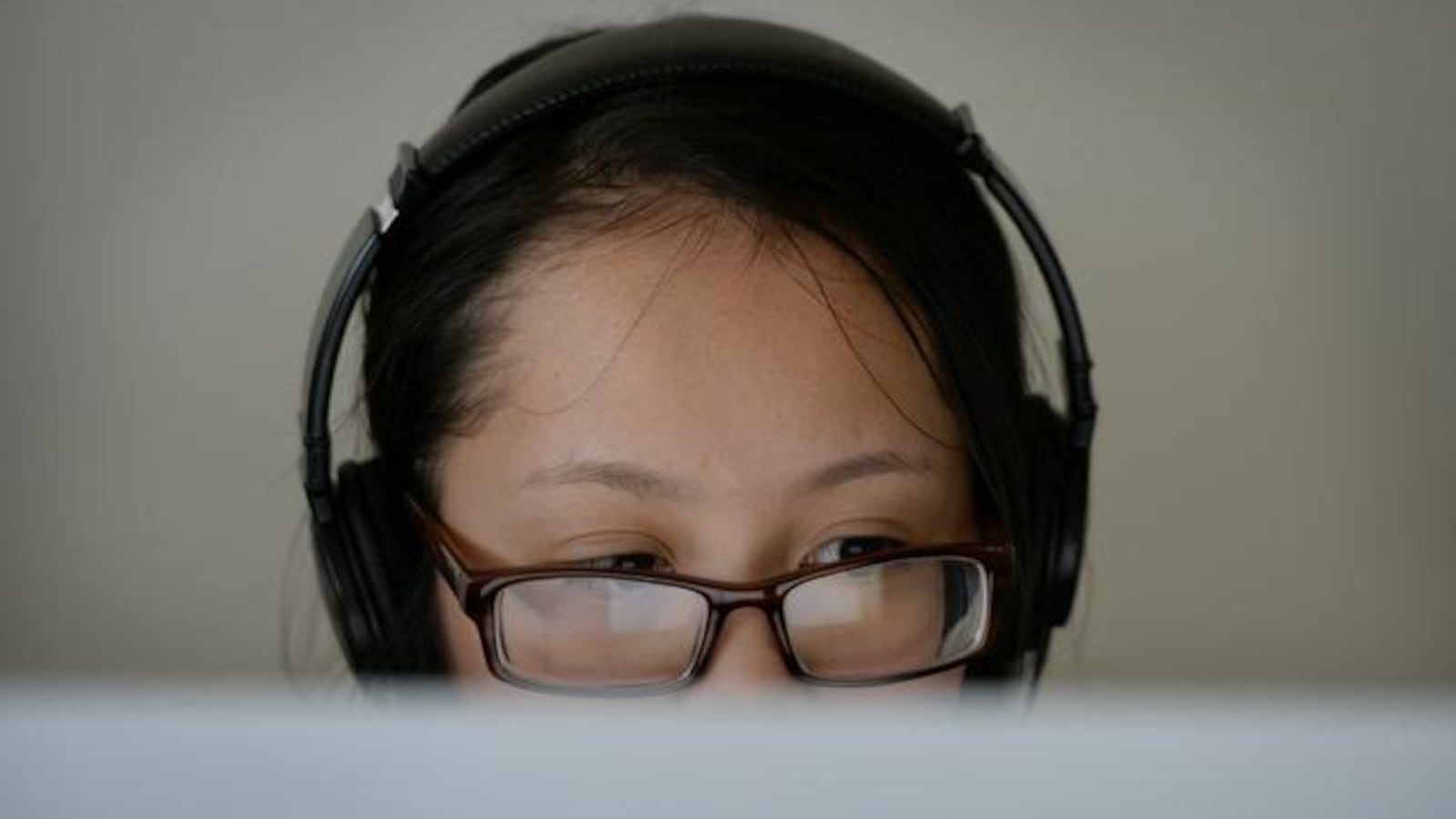 Monica Dinh, a sixth grader in the Sheridan school district, takes part in a practice test in 2015. (Photo by Craig F. Walker / The Denver Post)