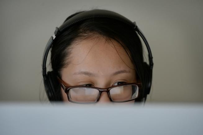 Monica Dinh, a sixth grader in the Sheridan school district, takes part in a practice test in 2015. (Photo by Craig F. Walker / The Denver Post)