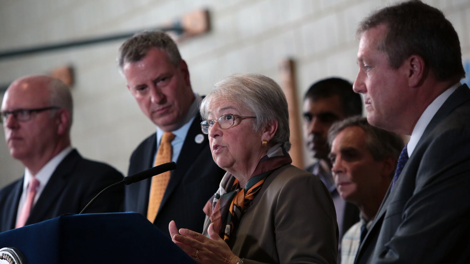 Chancellor Fariña pictured with Mayor Bill de Blasio. (Ed Reed for the Office of Mayor Bill de Blasio)