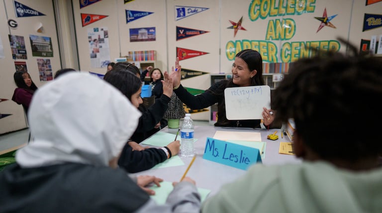 Wealthier districts did much better catching kids up to pre-pandemic levels, analysis finds