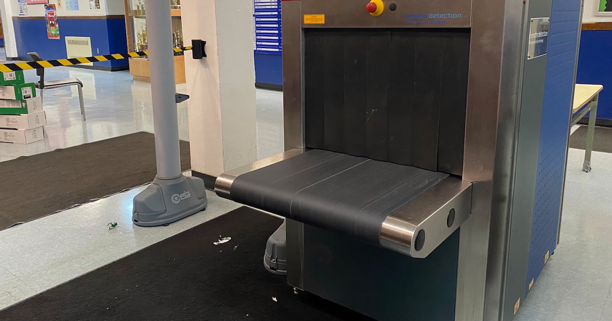 Pop-up program to detect weapons in NYC schools has a big problem: broken metal detectors