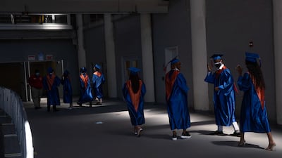 Illinois juniors score lower on ACT than their peers a decade ago, but graduation rates hit record high