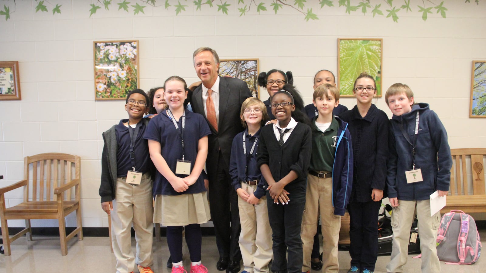 Gov. Bill Haslam poses with students at Riverwood Elementary School in Cordova, where he celebrated Tennessee’s 2015 NAEP results.