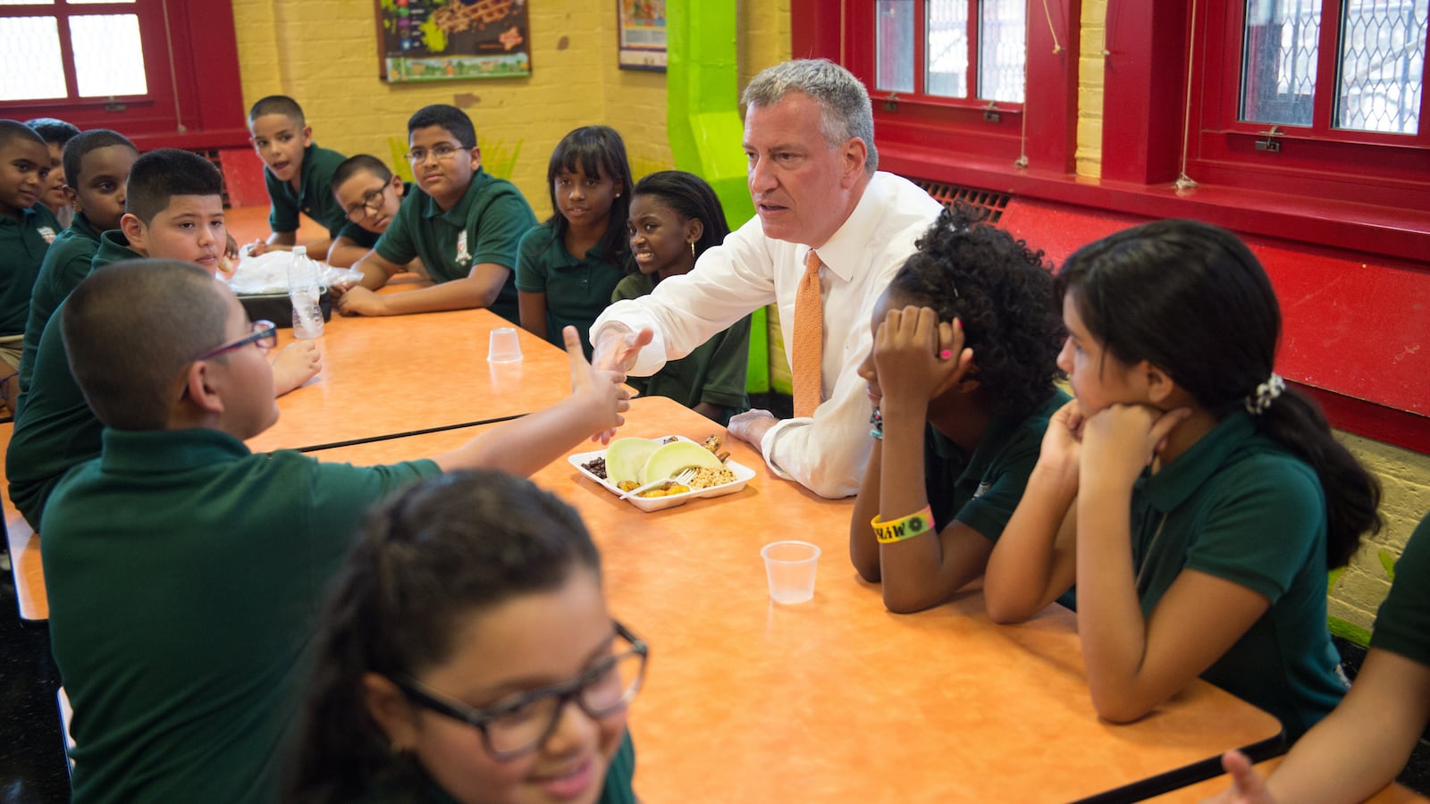 Mayor Bill de Blasio at lunch with students at P.S. 69 in the Bronx. (Rob Bennett/Mayoral Photography Office)