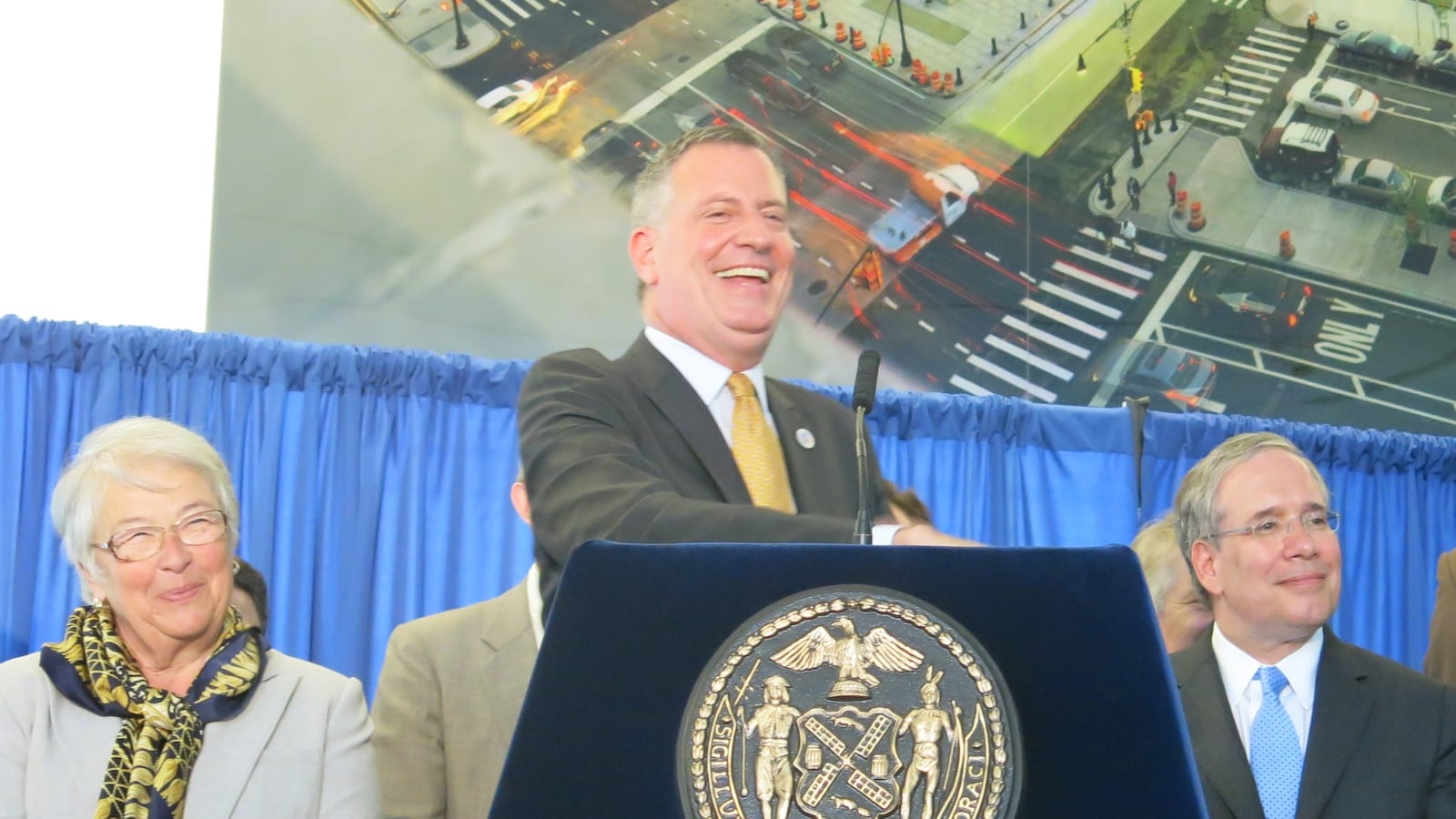Mayor Bill de Blasio announced how the city would spend an additional $23 million in arts funding at the Bronx Museum of the Arts Tuesday.