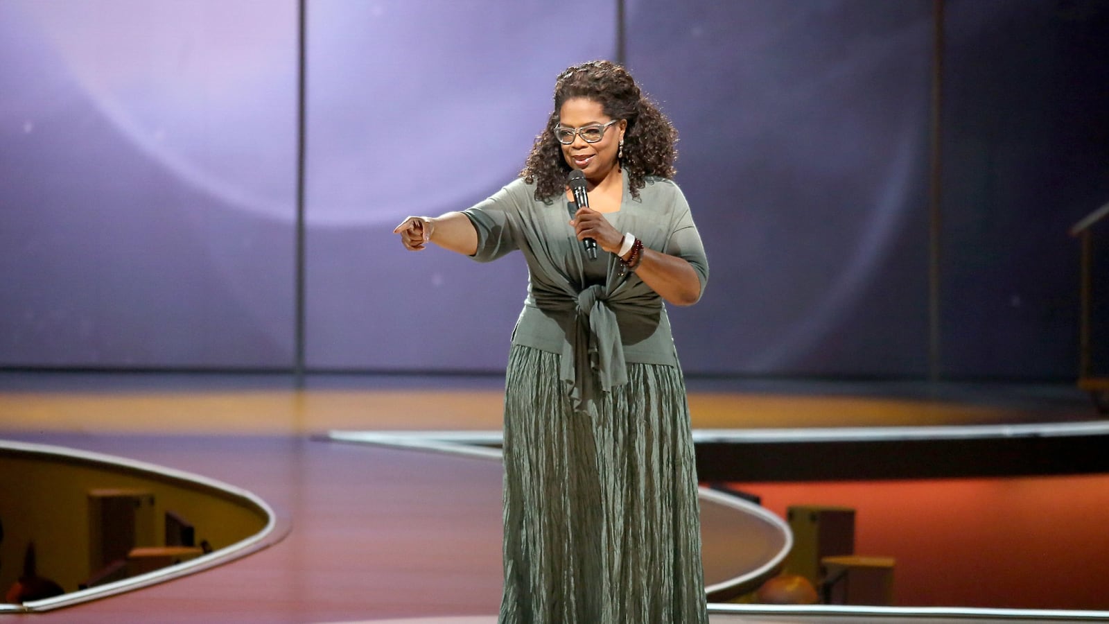 Oprah Winfrey at an event in Newark in 2014. On Thursday, Winfrey's charitable foundation announced a $5 million gift to Pathways to College, a nonprofit after-school program that supports high schoolers in Newark and other cities.