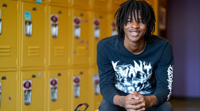 Can Chicago help 45,000 out-of-school, out-of-work teens and young adults?