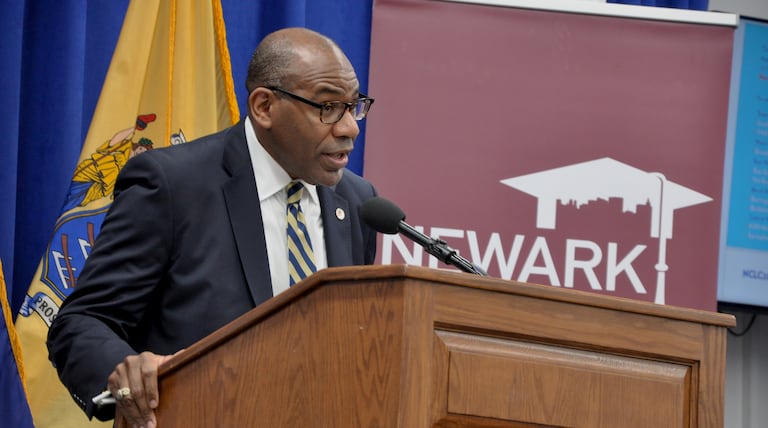 Newark launches citywide campaign to increase the number of students applying for federal college aid