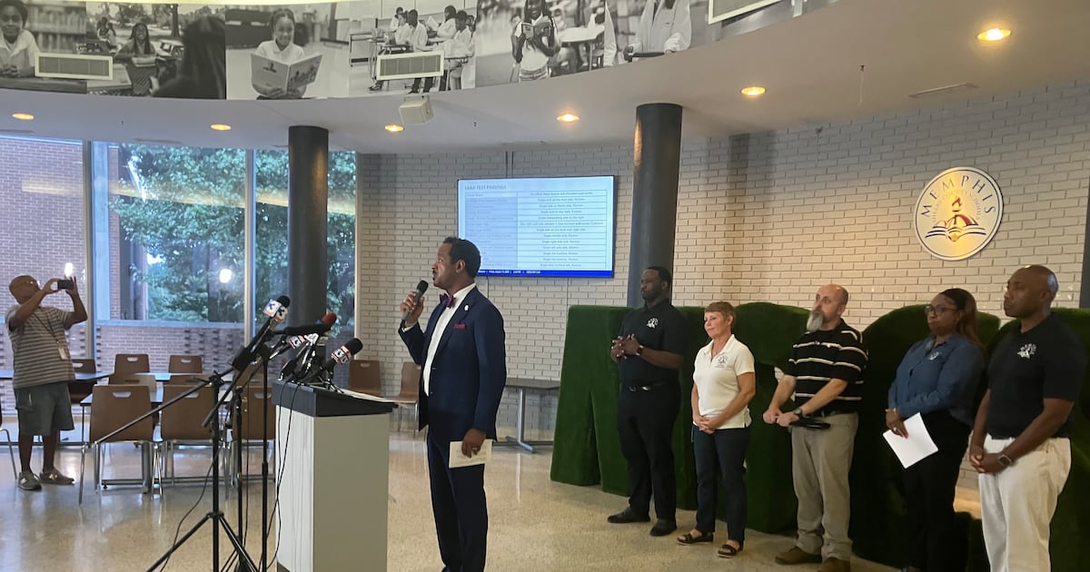 Lead, fleas, and heat: Memphis school leaders respond to early facilities issues