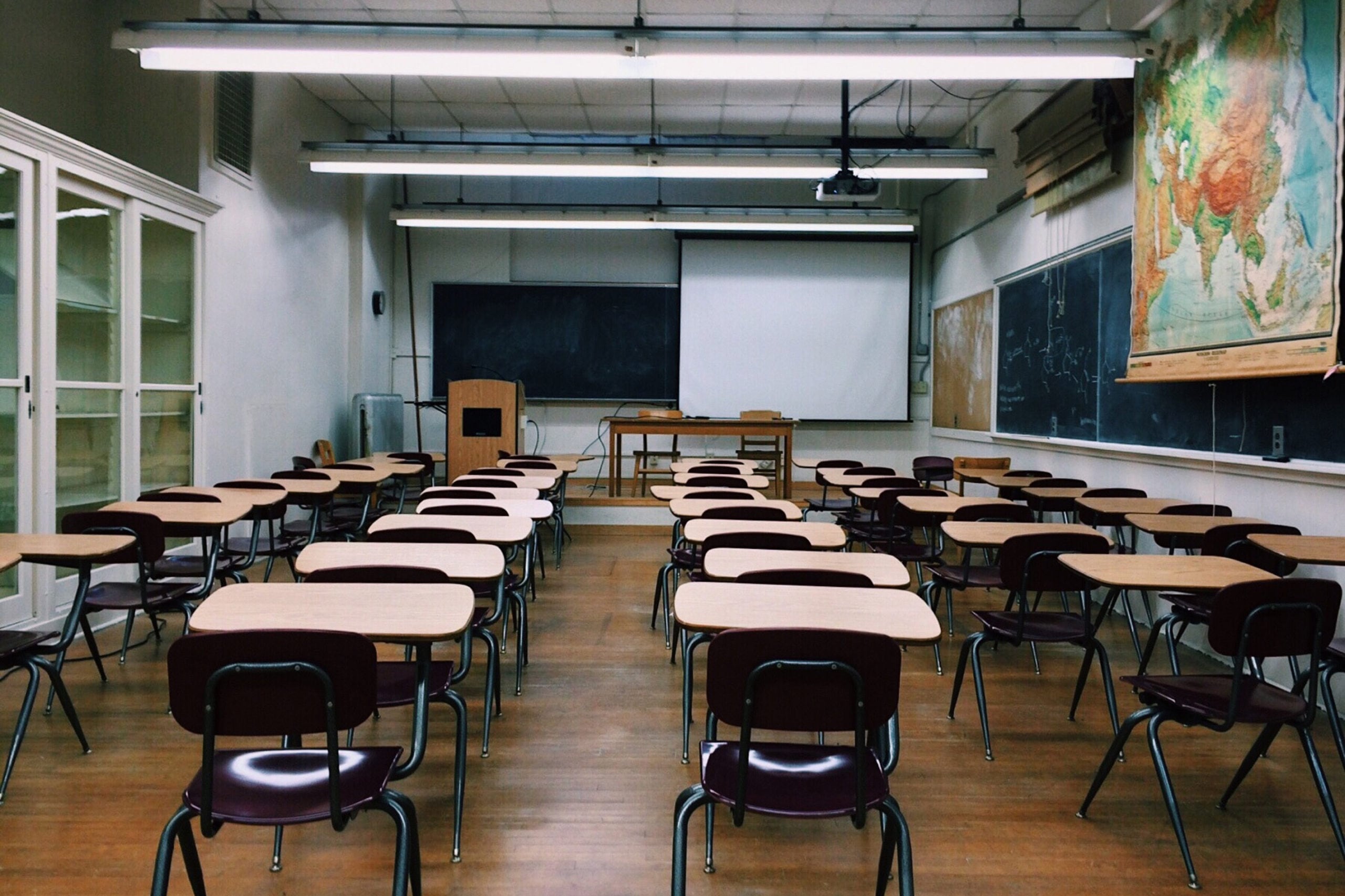 Classroom of empty desks and chairs.