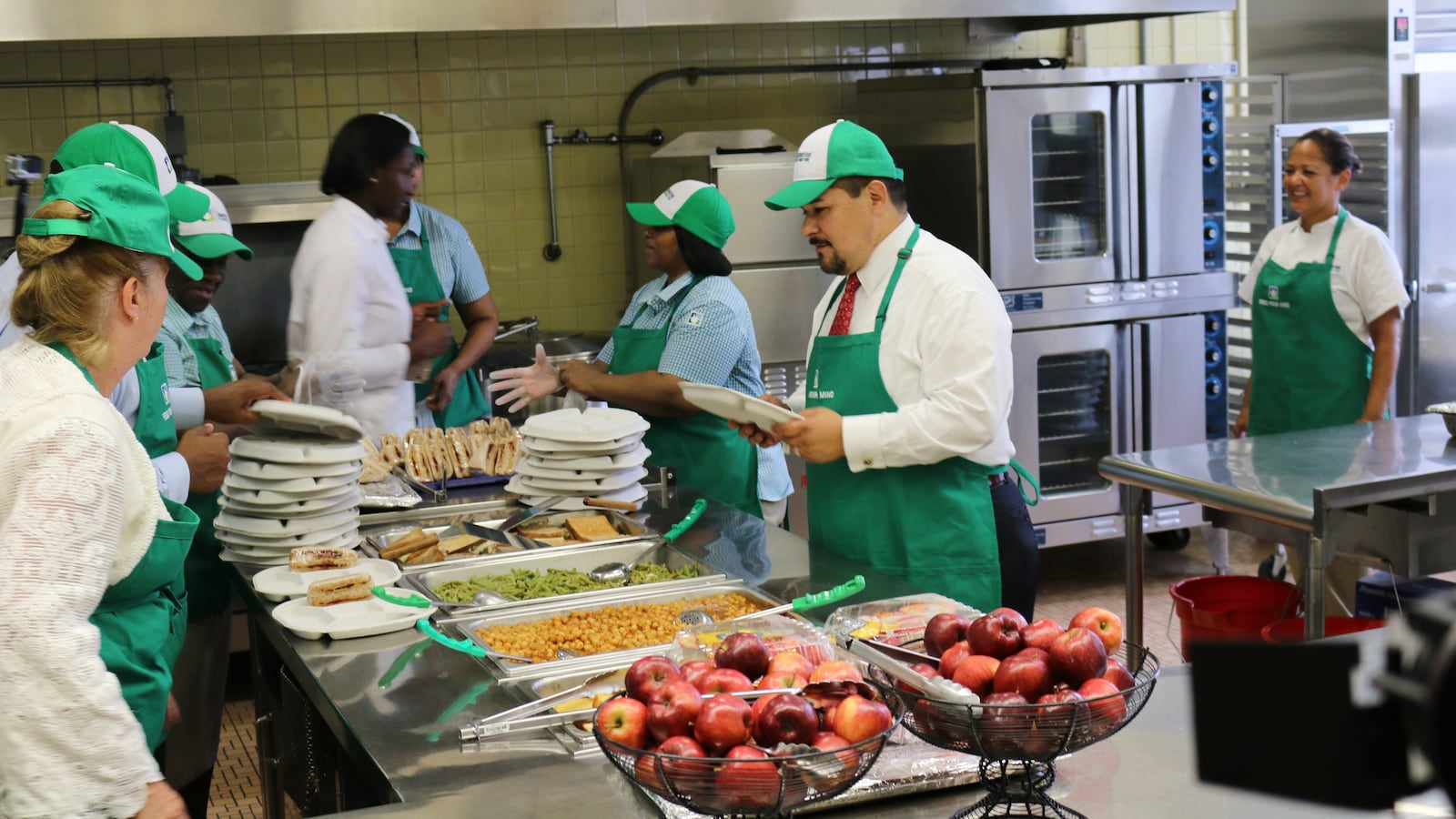 Schools Chancellor Richard Carranza and Manhattan Borough President Gale Brewer served lunch at P.S./I.S. 180 in Harlem on the first day of the 2018-2019 school year. Mayor Bill de Blasio has warned that federal funding for school food could end in April if the government shutdown drags on.