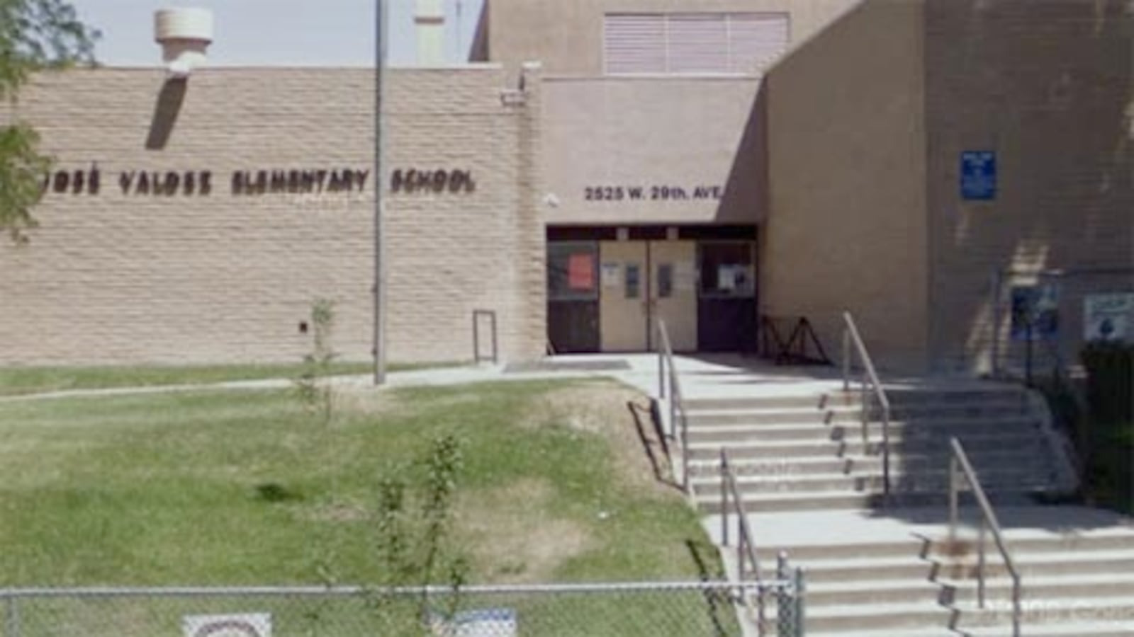 Valdez Elementary School, Denver, home of one of the district's dual language programs