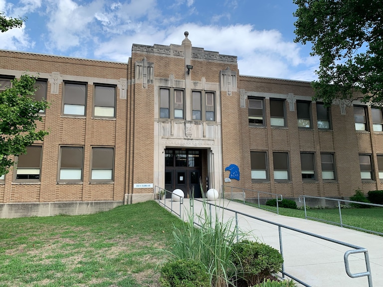 IPS unveils plan to close 7 schools, reconfigure 39 others Chalkbeat